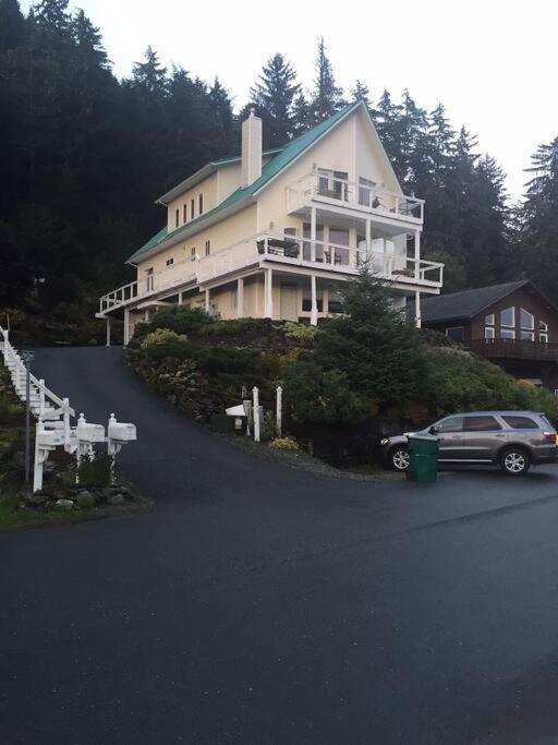 Kelli Creek Cottage - Reduced Price On Tours Juneau Habitación foto