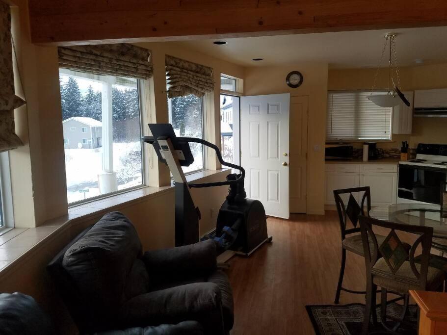 Kelli Creek Cottage - Reduced Price On Tours Juneau Habitación foto