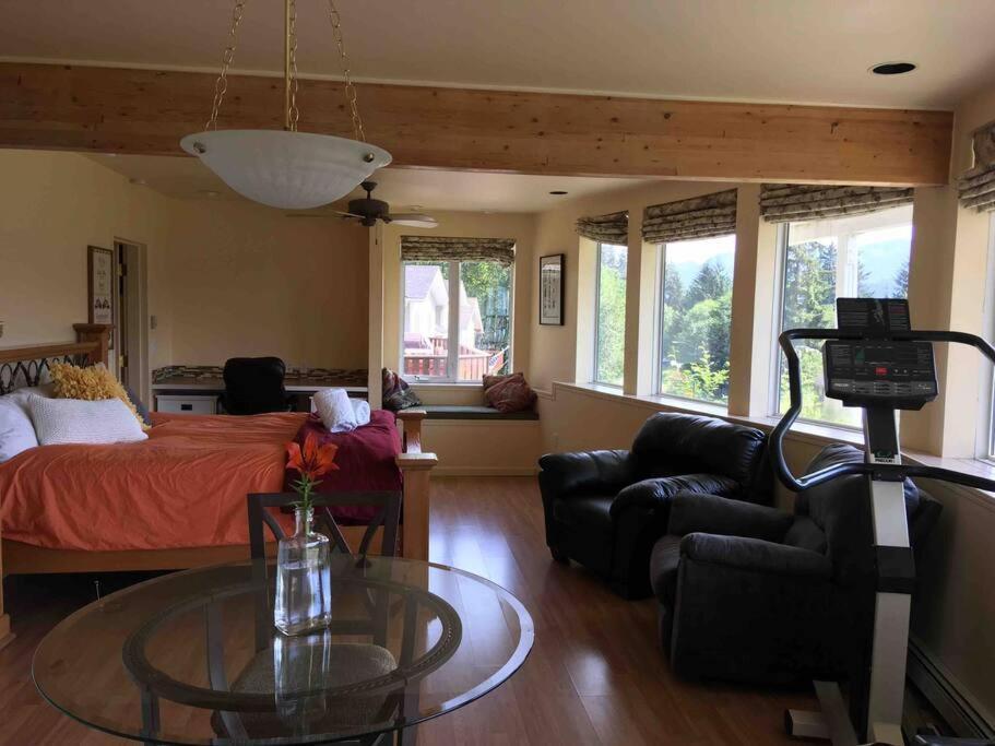 Kelli Creek Cottage - Reduced Price On Tours Juneau Habitación foto